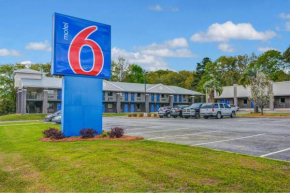 Motel 6-Moultrie, GA